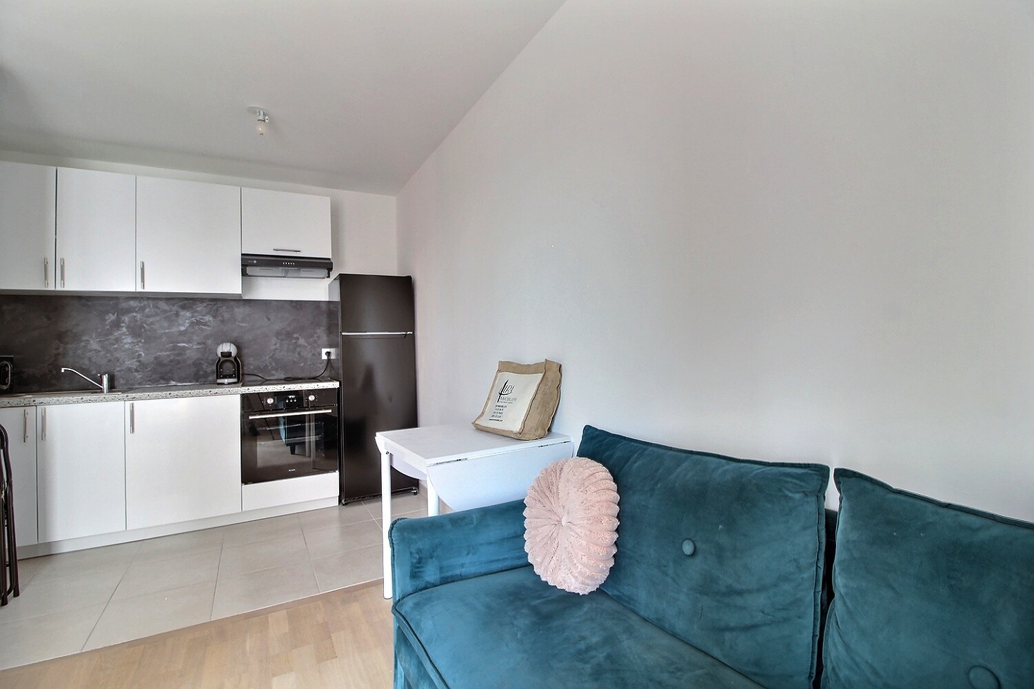 Appartement 2 Pièce(s) ROMAINVILLE - Photo 2