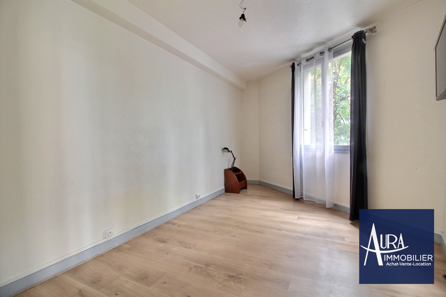 Appartement 2 Pièce(s) LES LILAS - Photo 5