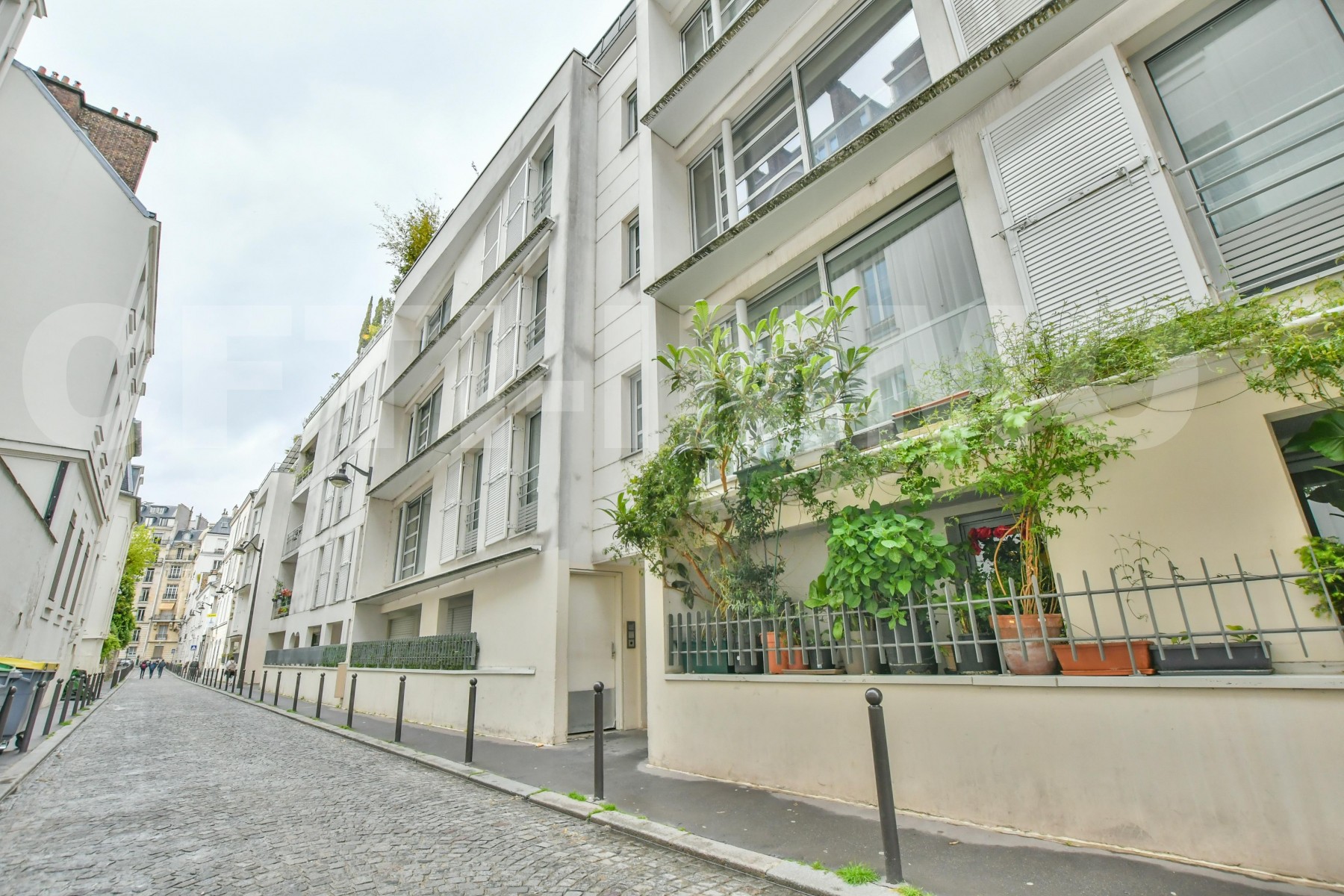 Appartement 2 Pièce(s) PARIS 7EME ARR.