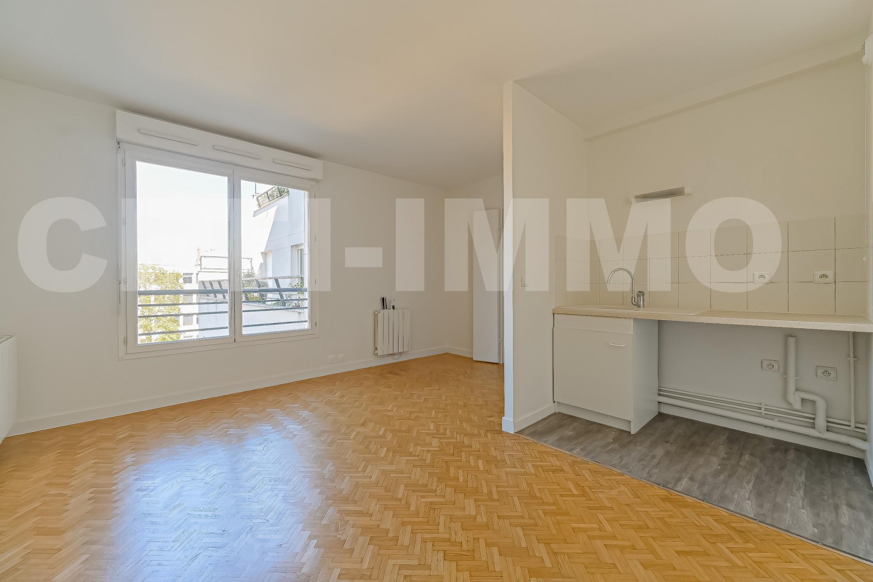 Studio 1 Pièce(s) ASNIERES-SUR-SEINE