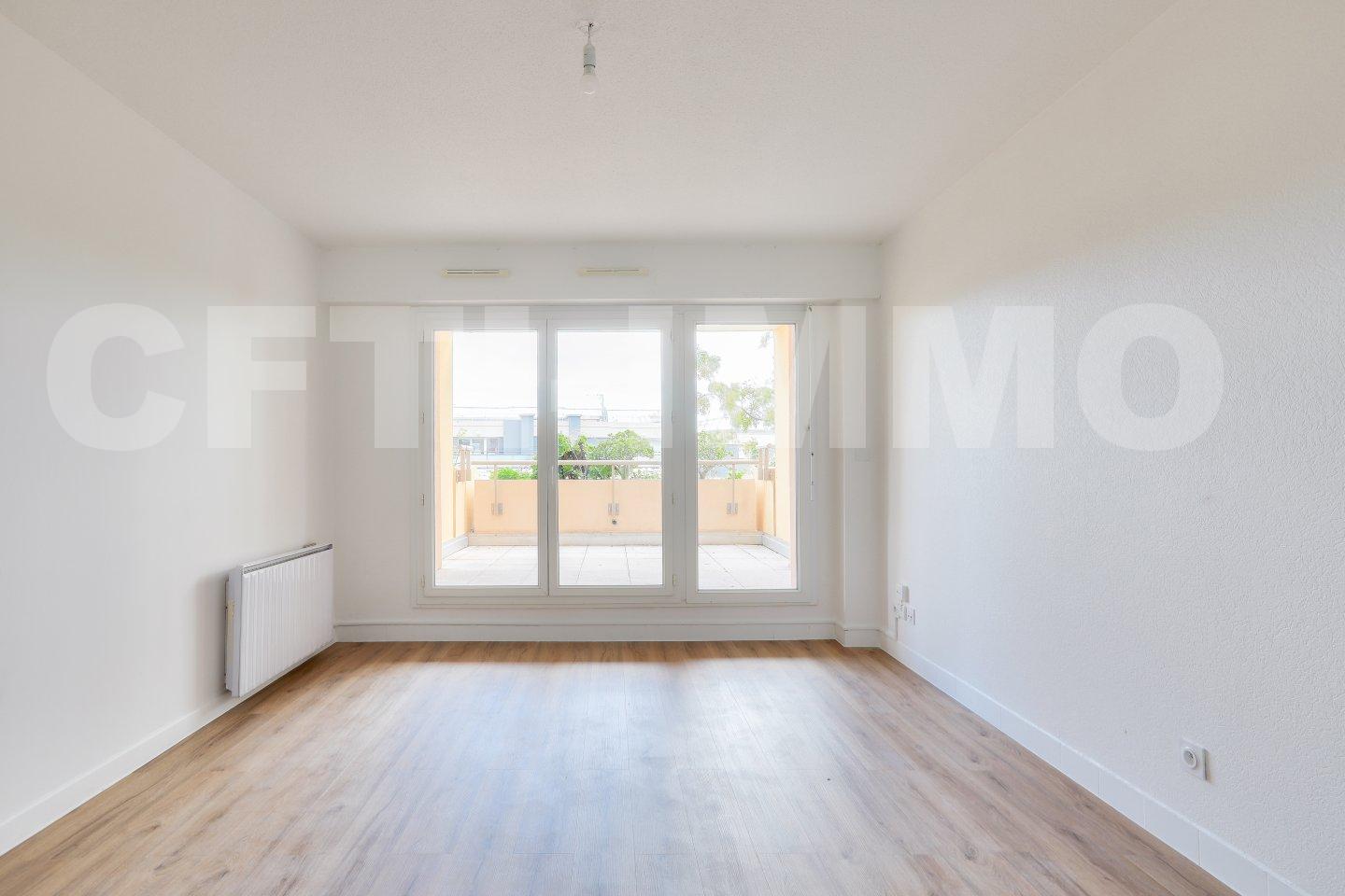 Appartement 3 Pièce(s) SAINT-LAURENT-DU-VAR