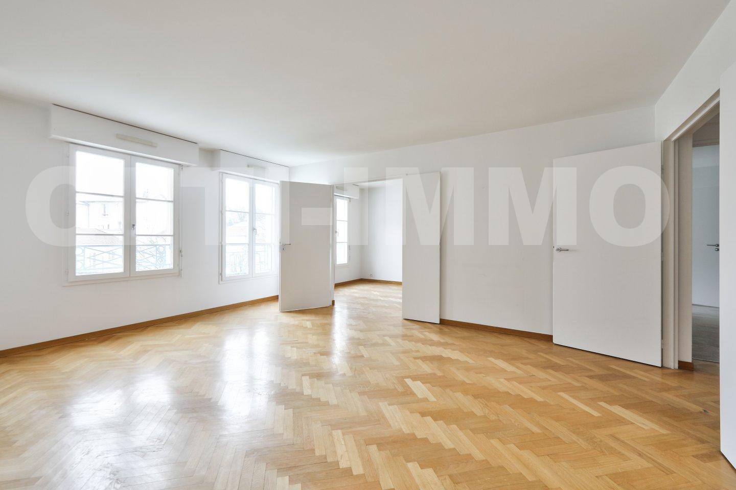 Appartement 5 Pièce(s) VERSAILLES