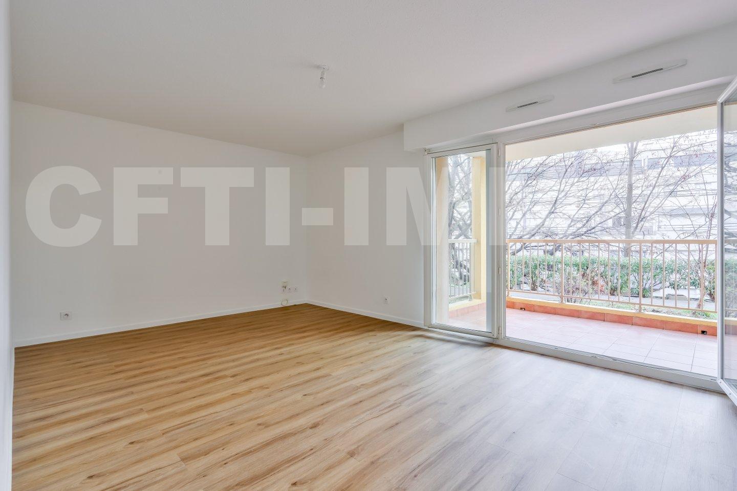 Appartement 3 Pièce(s) SAINT-LAURENT-DU-VAR