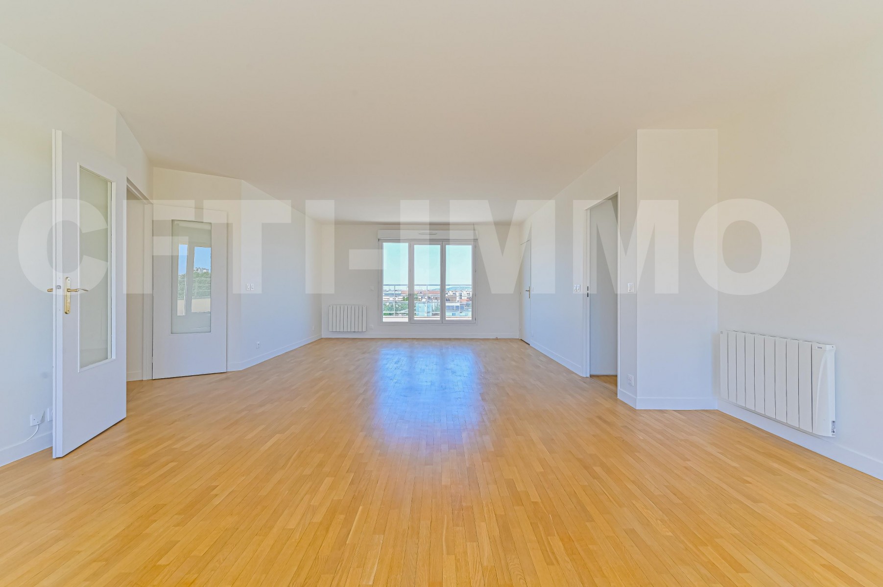 Appartement 5 Pièce(s) COURBEVOIE