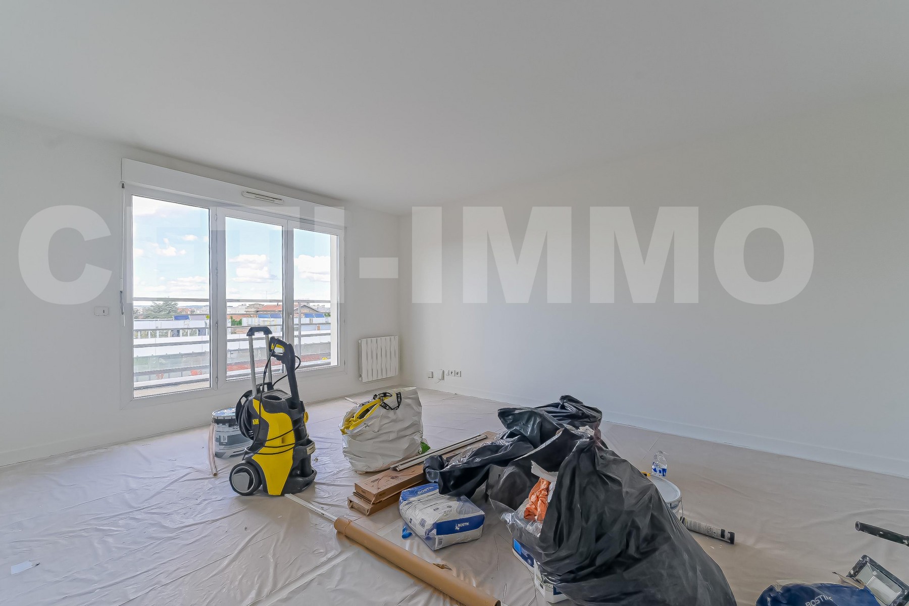 Appartement 2 Pièce(s) COURBEVOIE