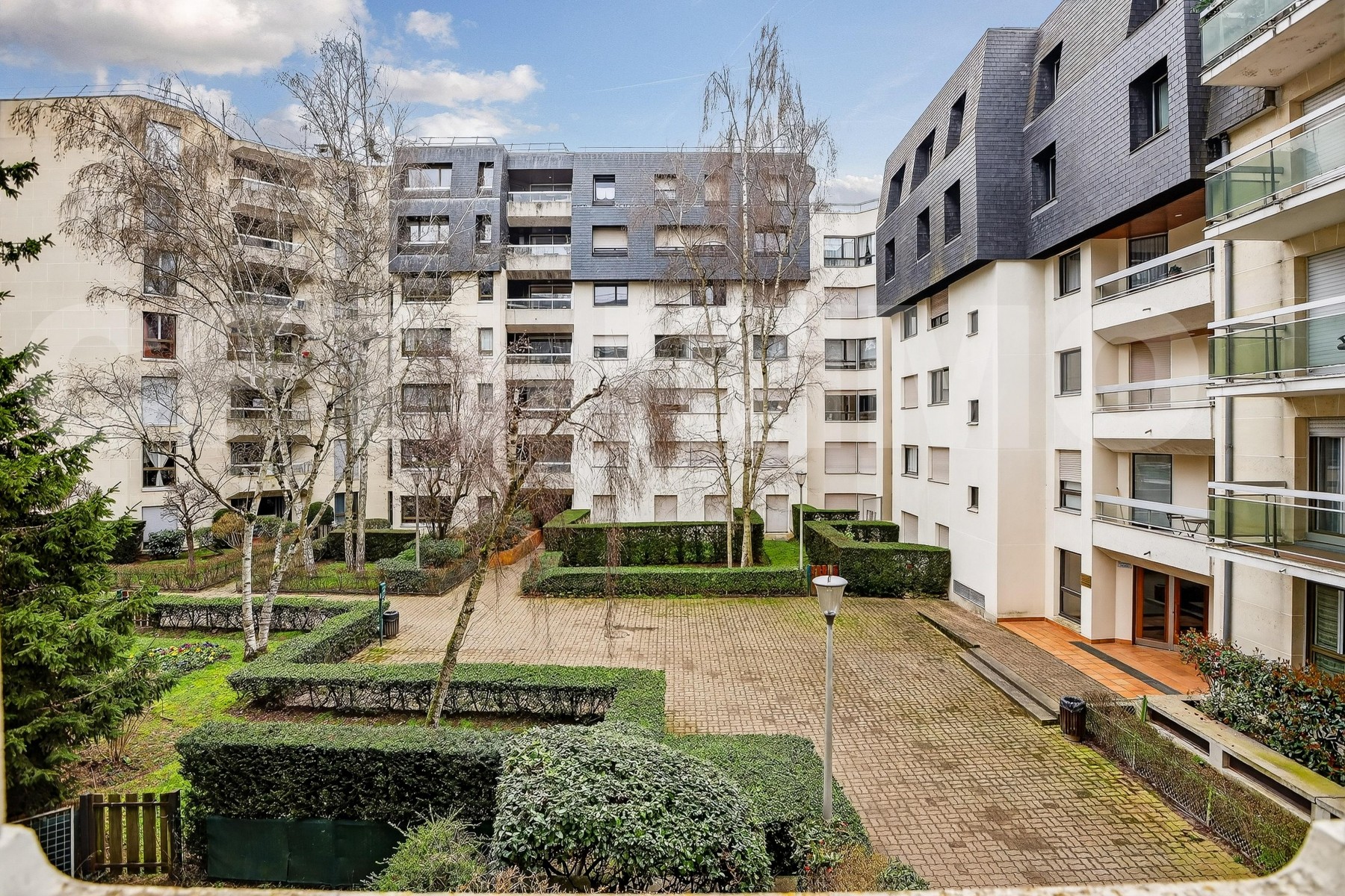 Appartement 5 Pièce(s) LE CHESNAY