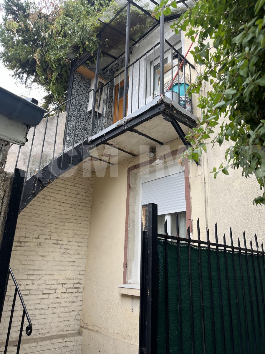 Maison 2 Pièce(s) LES LILAS