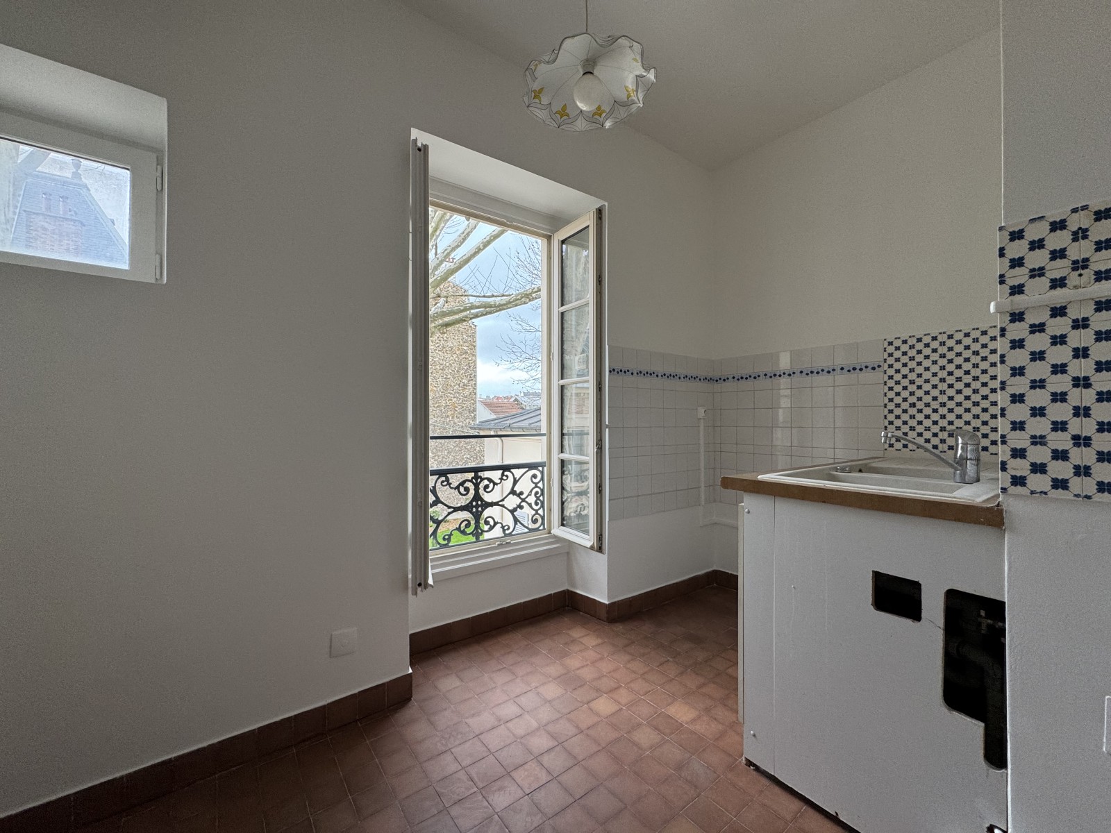 Appartement 2 Pièce(s) CHARENTON-LE-PONT - Photo 3