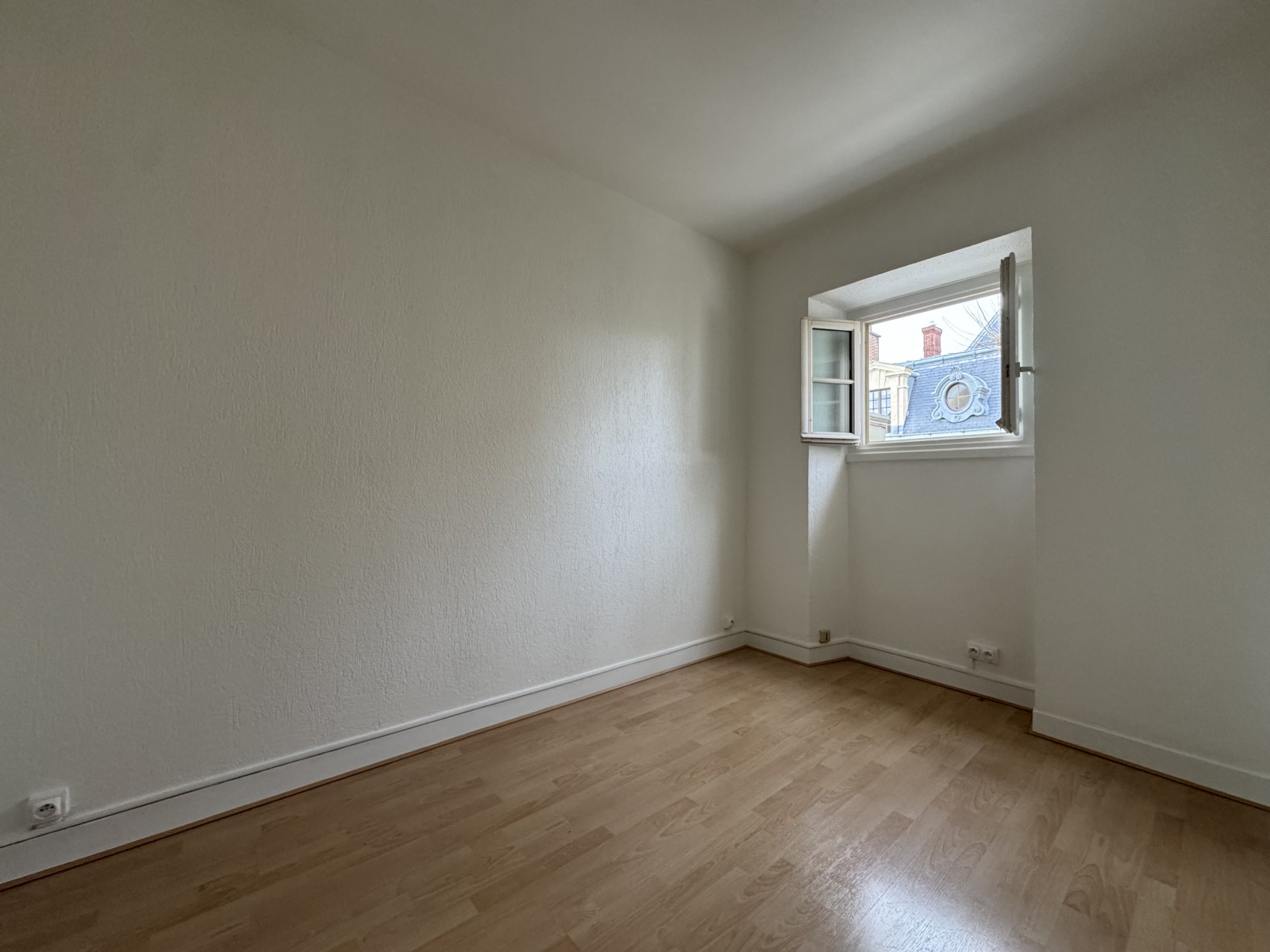 Appartement 2 Pièce(s) CHARENTON-LE-PONT - Photo 4
