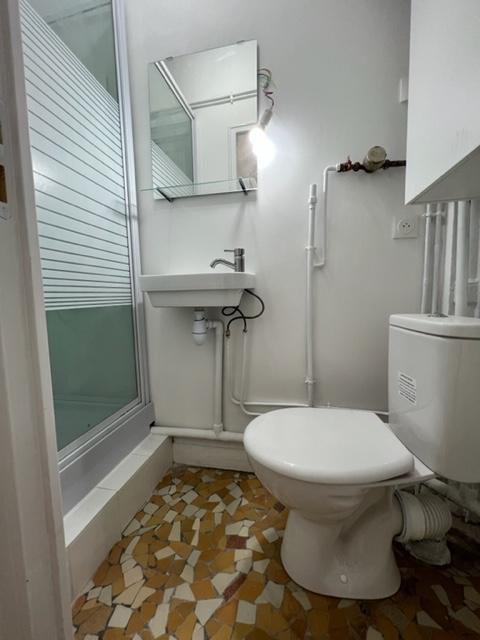 Appartement 1 Pièce(s) ASNIERES-SUR-SEINE - Photo 3
