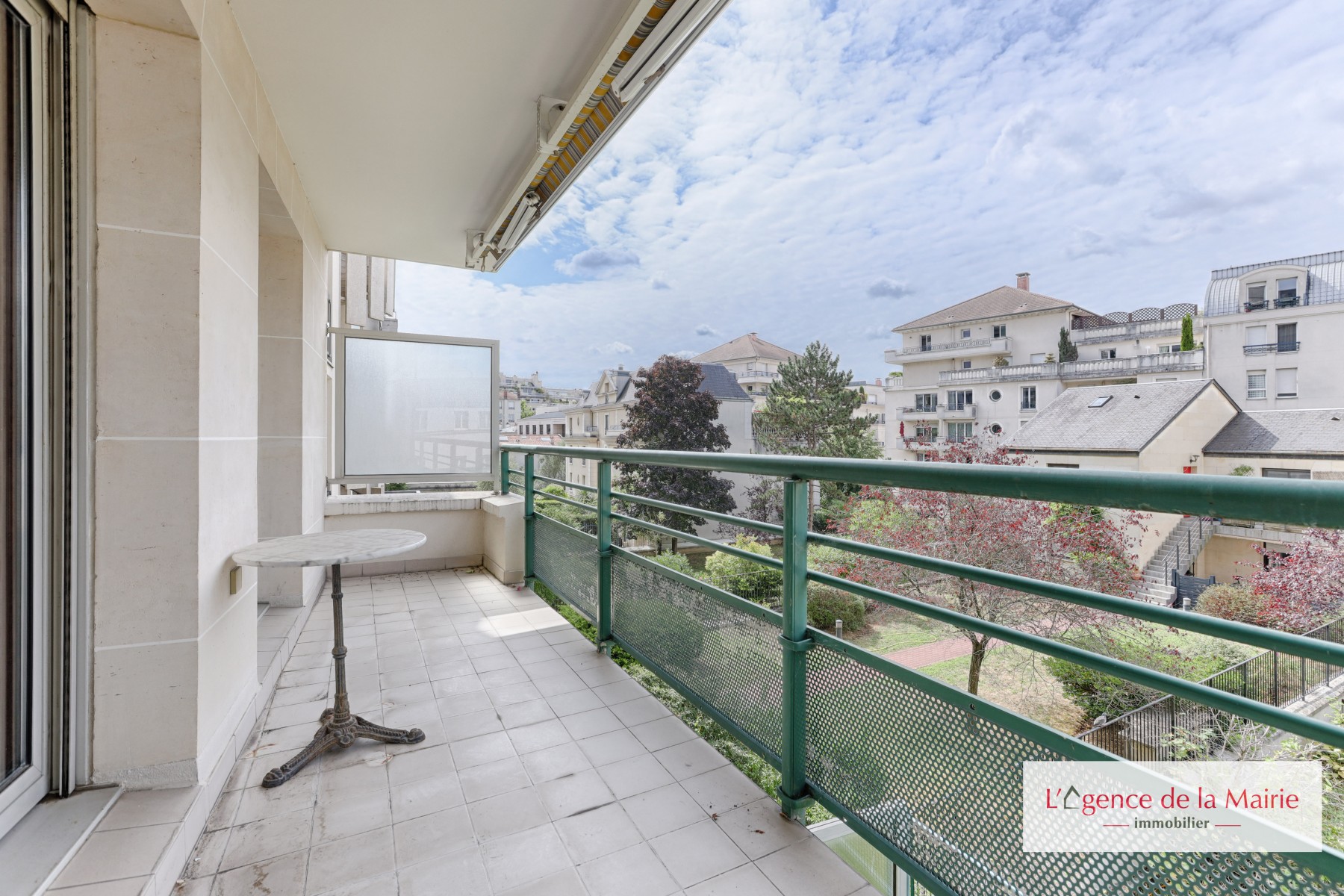 Appartement 4 Pièce(s) CHARENTON-LE-PONT