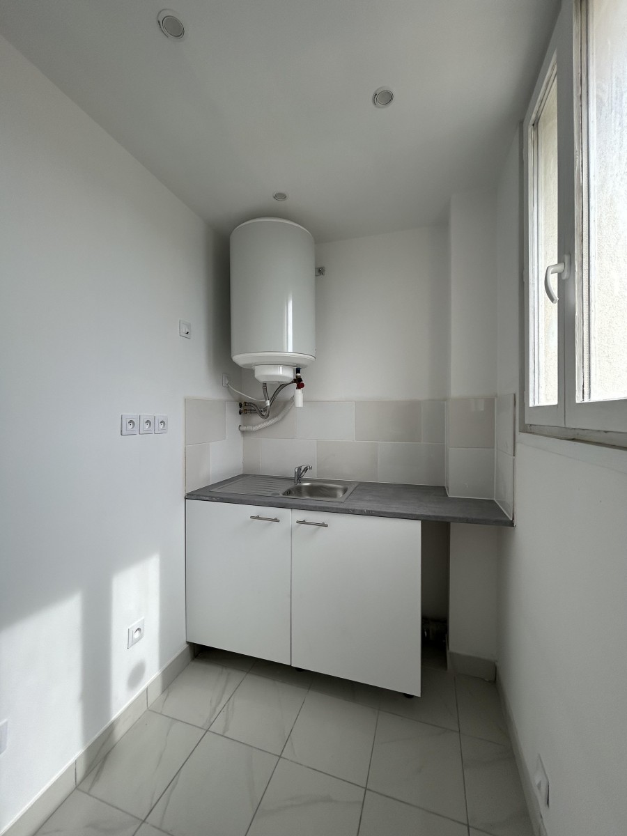 Immeuble  SAINT-DENIS - Photo 23