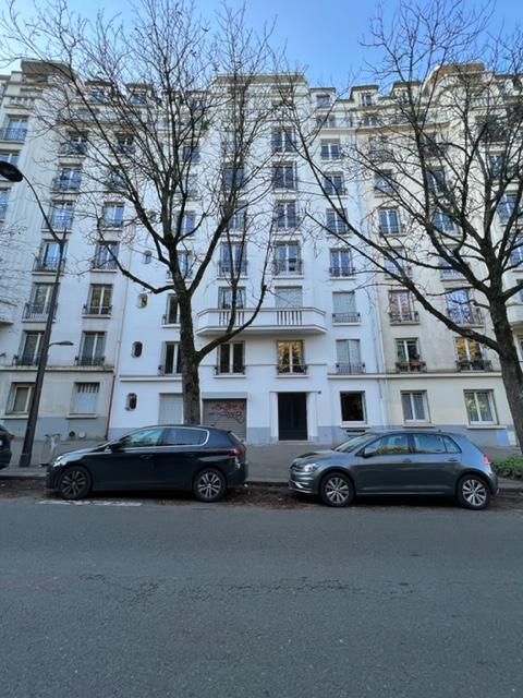 Local d'activités 2 Pièce(s) PARIS 19EME ARR.