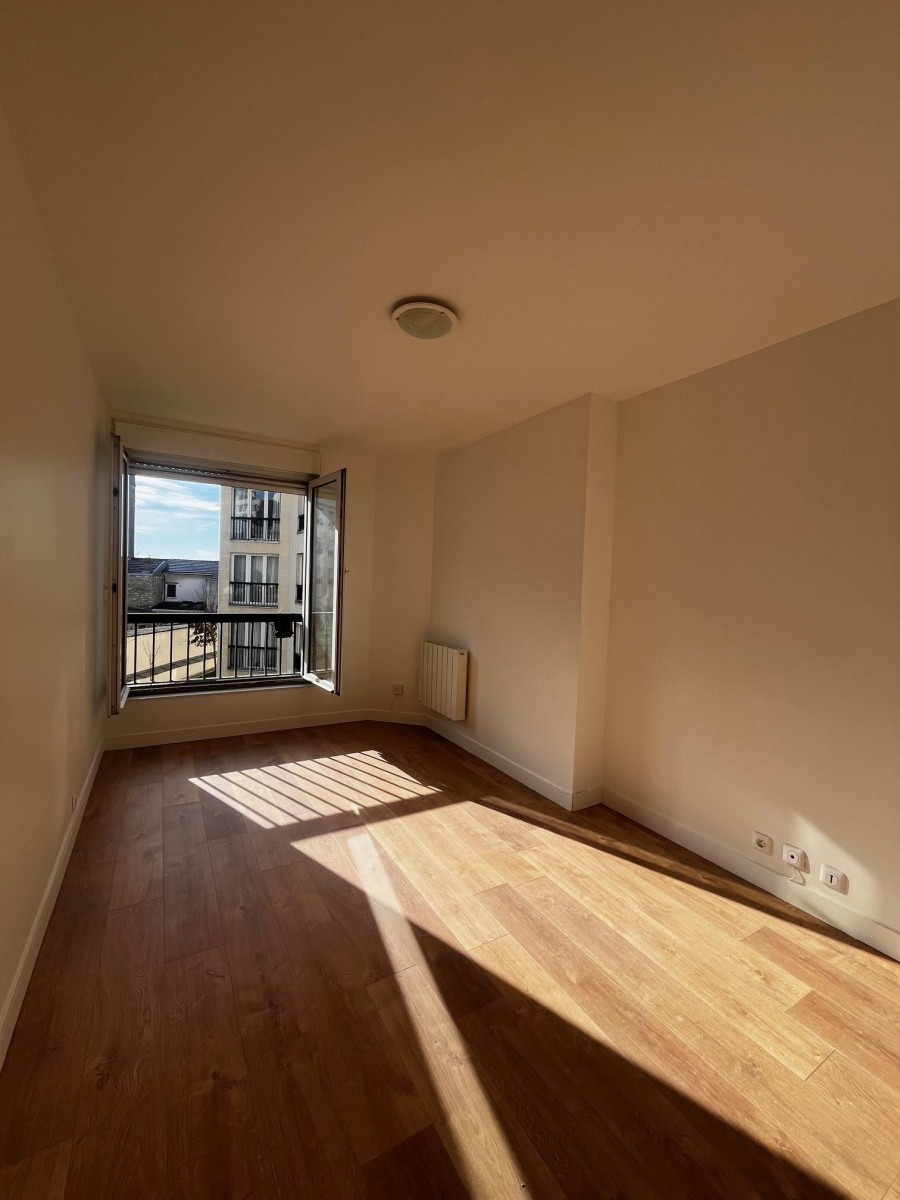 Studio 1 Pièce(s) CHARENTON-LE-PONT