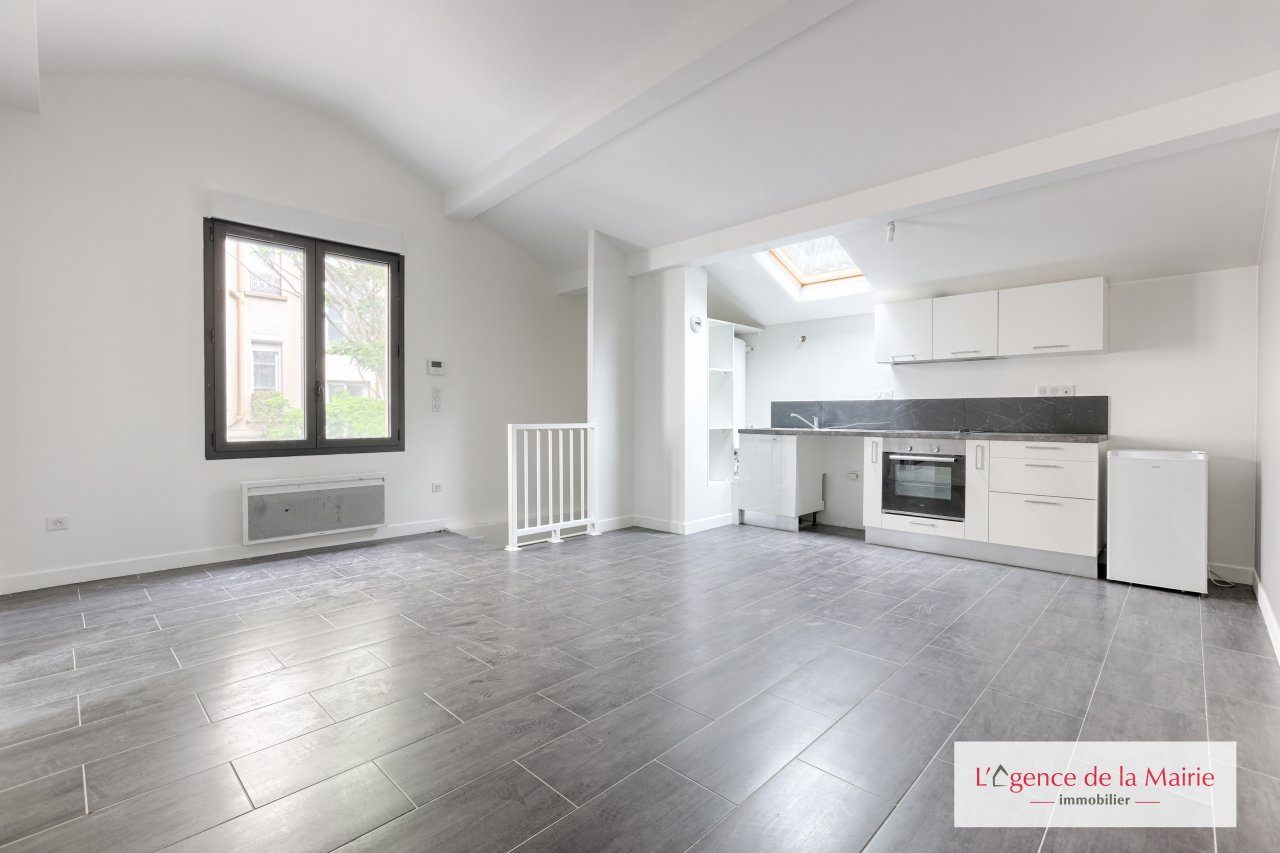 Appartement 2 Pièce(s) CHARENTON-LE-PONT