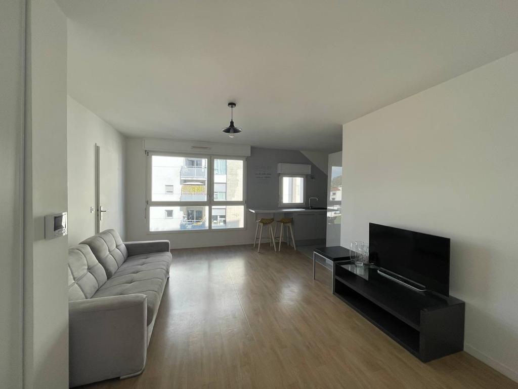 Appartement 2 Pièce(s) IVRY-SUR-SEINE