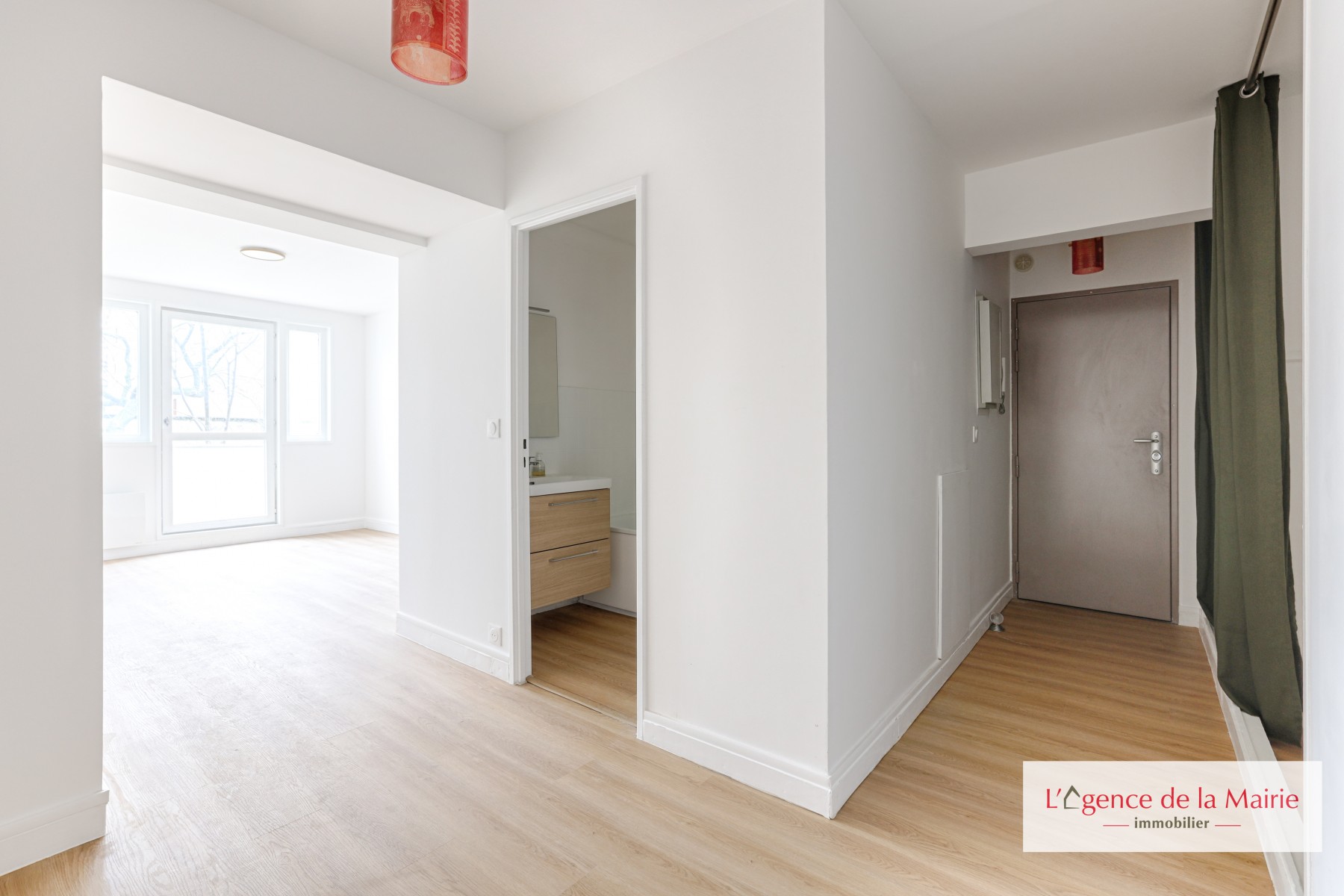 Appartement 2 Pièce(s) CHARENTON-LE-PONT - Photo 4