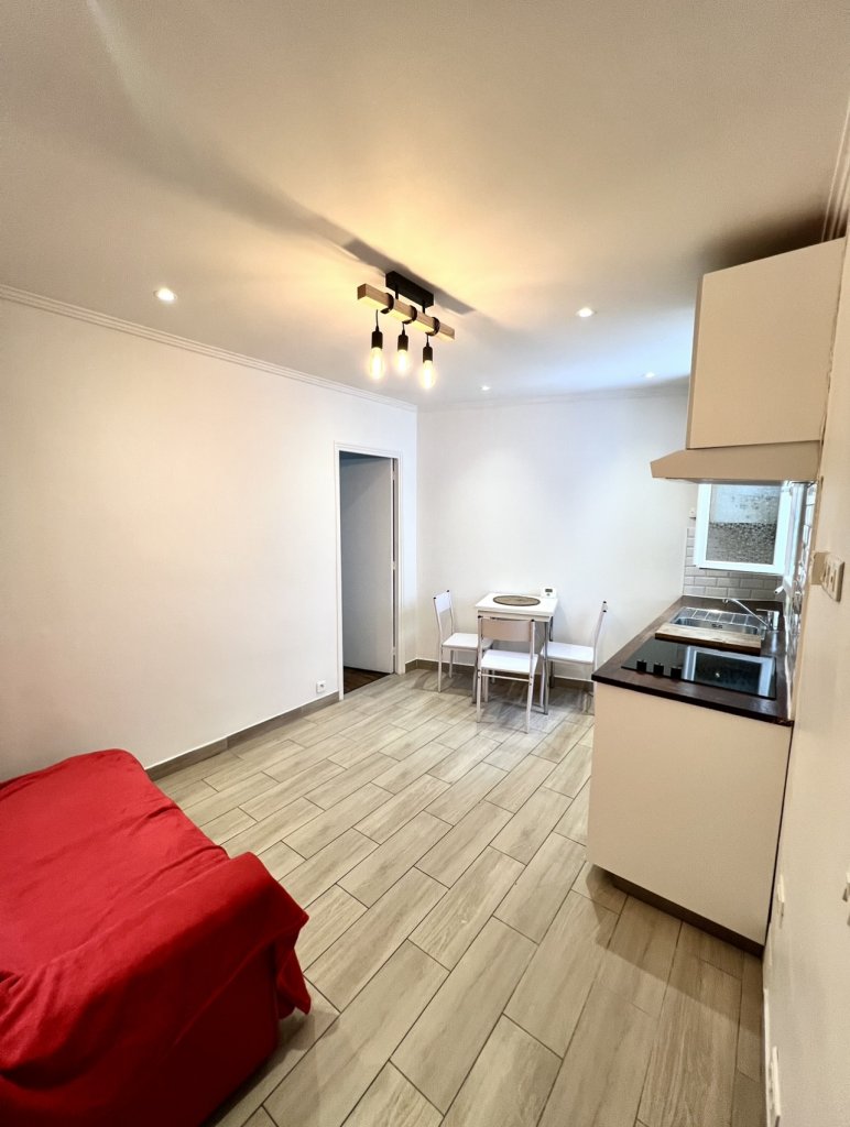 Appartement 2 Pièce(s) IVRY-SUR-SEINE