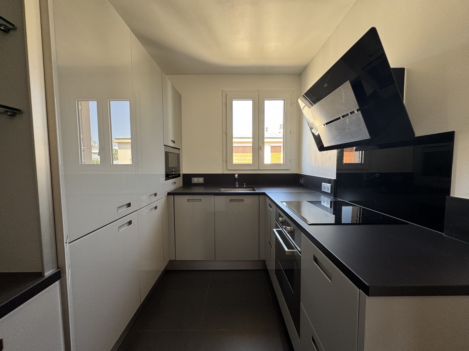 Appartement 3 Pièce(s) CHARENTON-LE-PONT - Photo 2