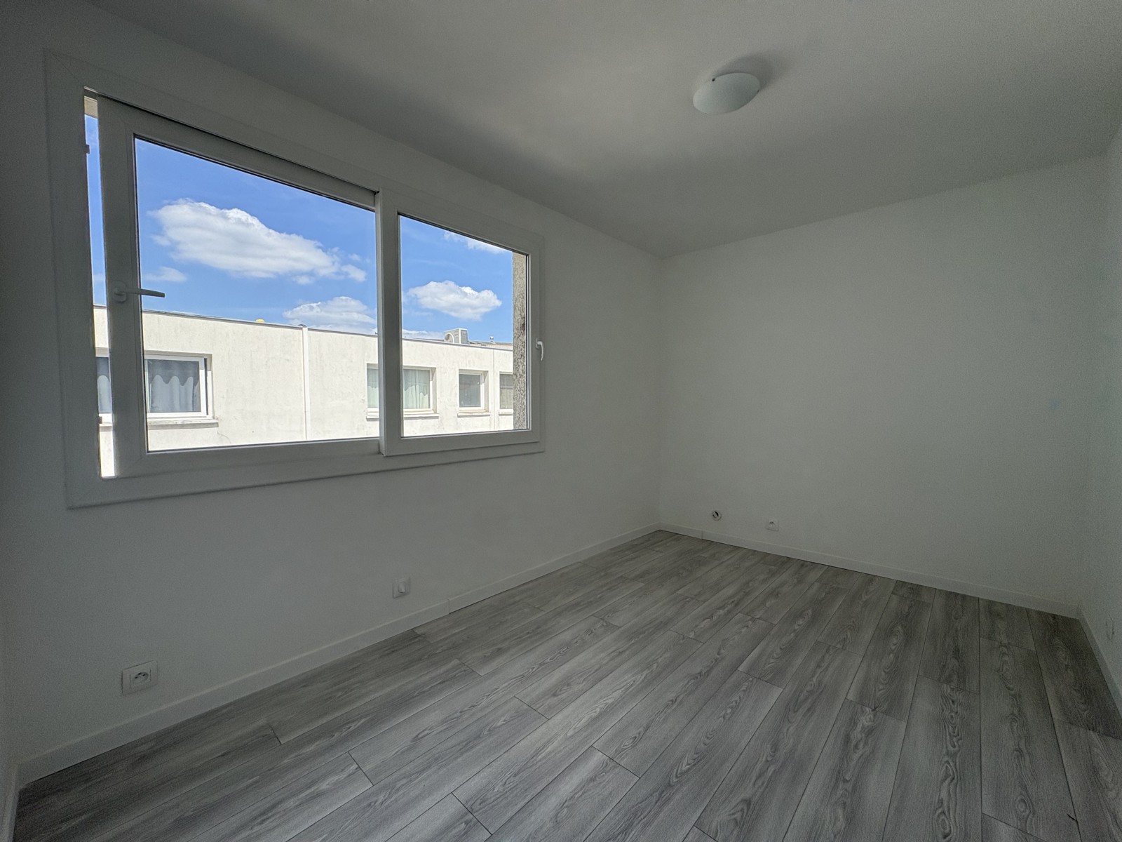 Maison 4 Pièce(s) BAGNOLET - Photo 8