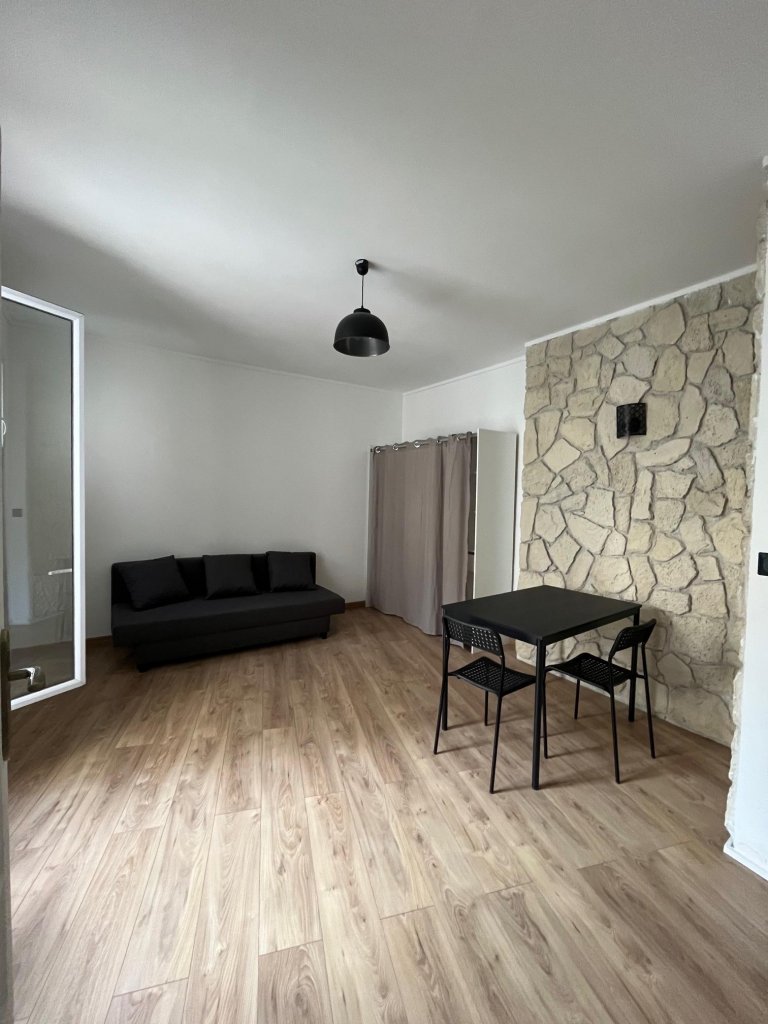 Studio 1 Pièce(s) PARIS 18EME ARR.
