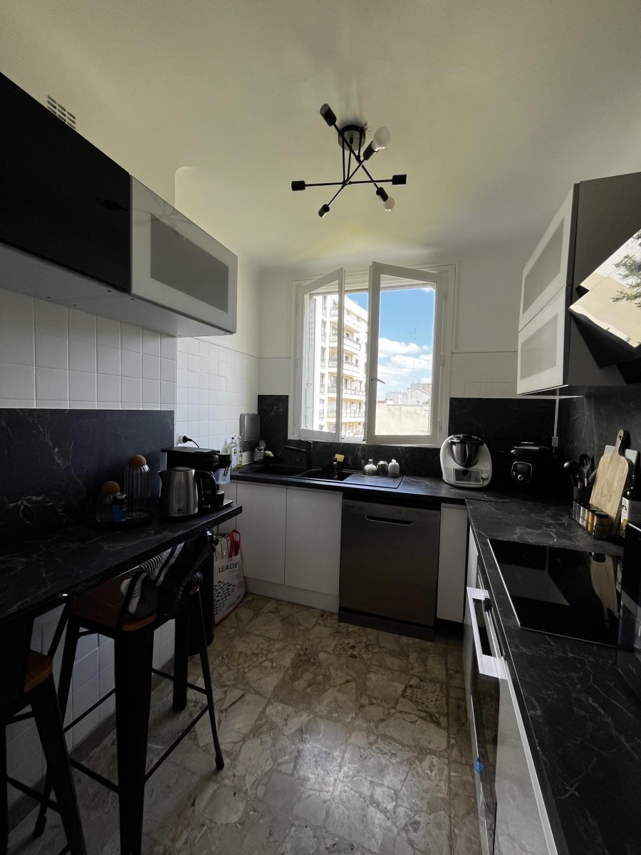 Appartement 2 Pièce(s) CHARENTON-LE-PONT - Photo 2