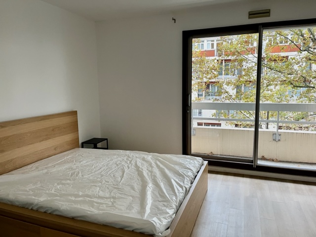 Appartement 2 Pièce(s) CHARENTON-LE-PONT - Photo 2