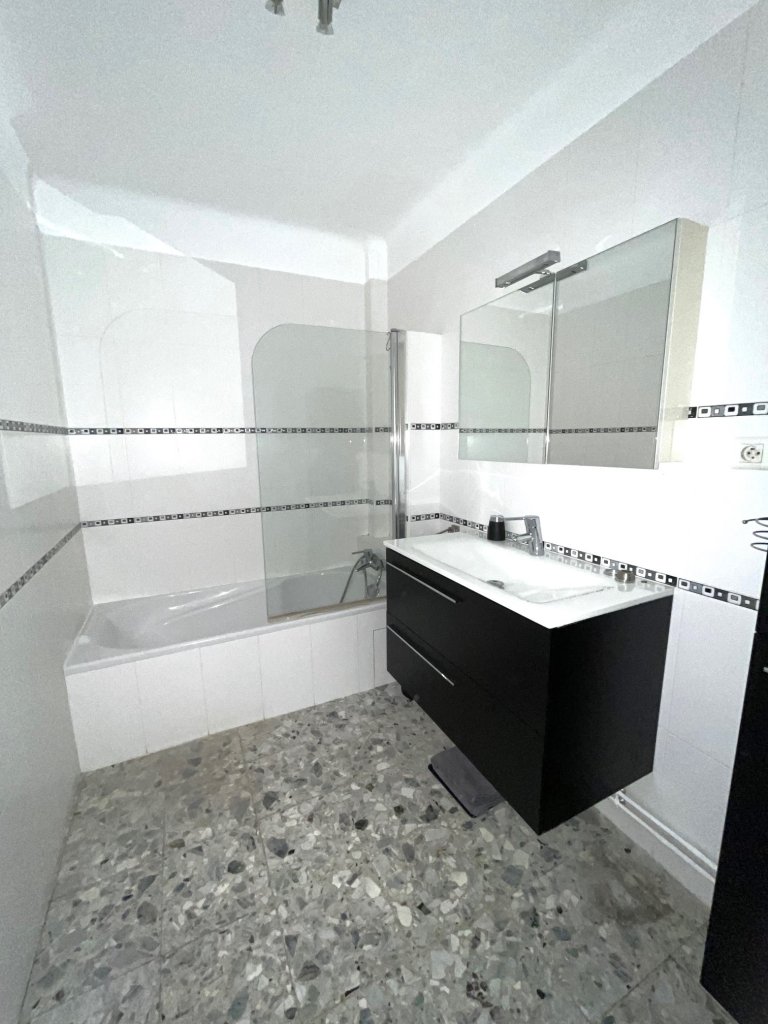 Appartement 2 Pièce(s) CHARENTON-LE-PONT - Photo 6