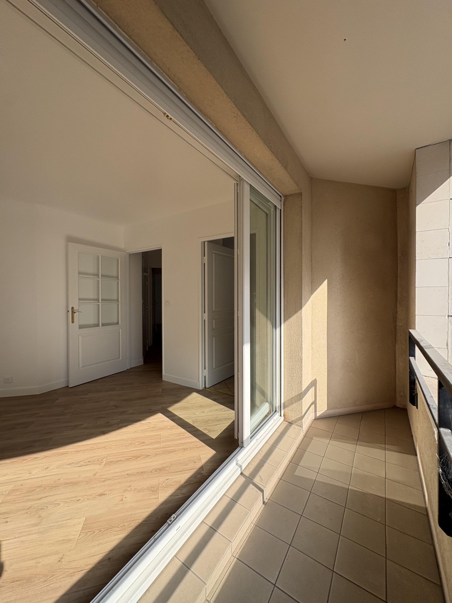 Appartement 2 Pièce(s) CHARENTON-LE-PONT - Photo 8