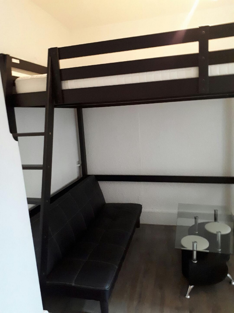 Studio 1 Pièce(s) VANVES