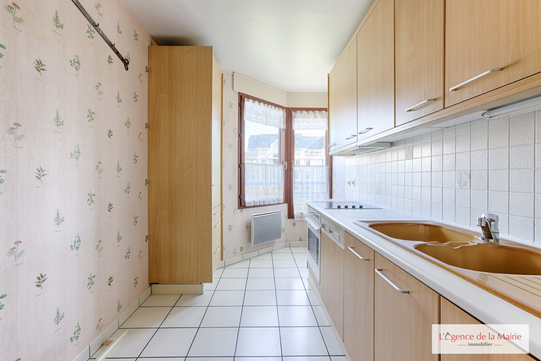 Appartement 2 Pièce(s) CHARENTON-LE-PONT - Photo 2