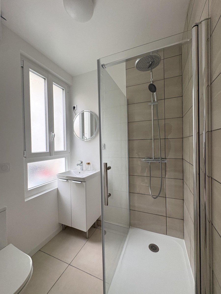 Appartement 1 Pièce(s) CHARENTON-LE-PONT - Photo 4