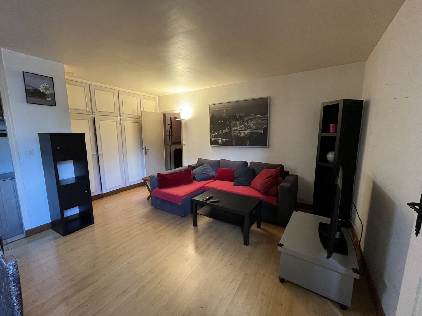 Appartement 2 Pièce(s) CHARENTON-LE-PONT - Photo 2