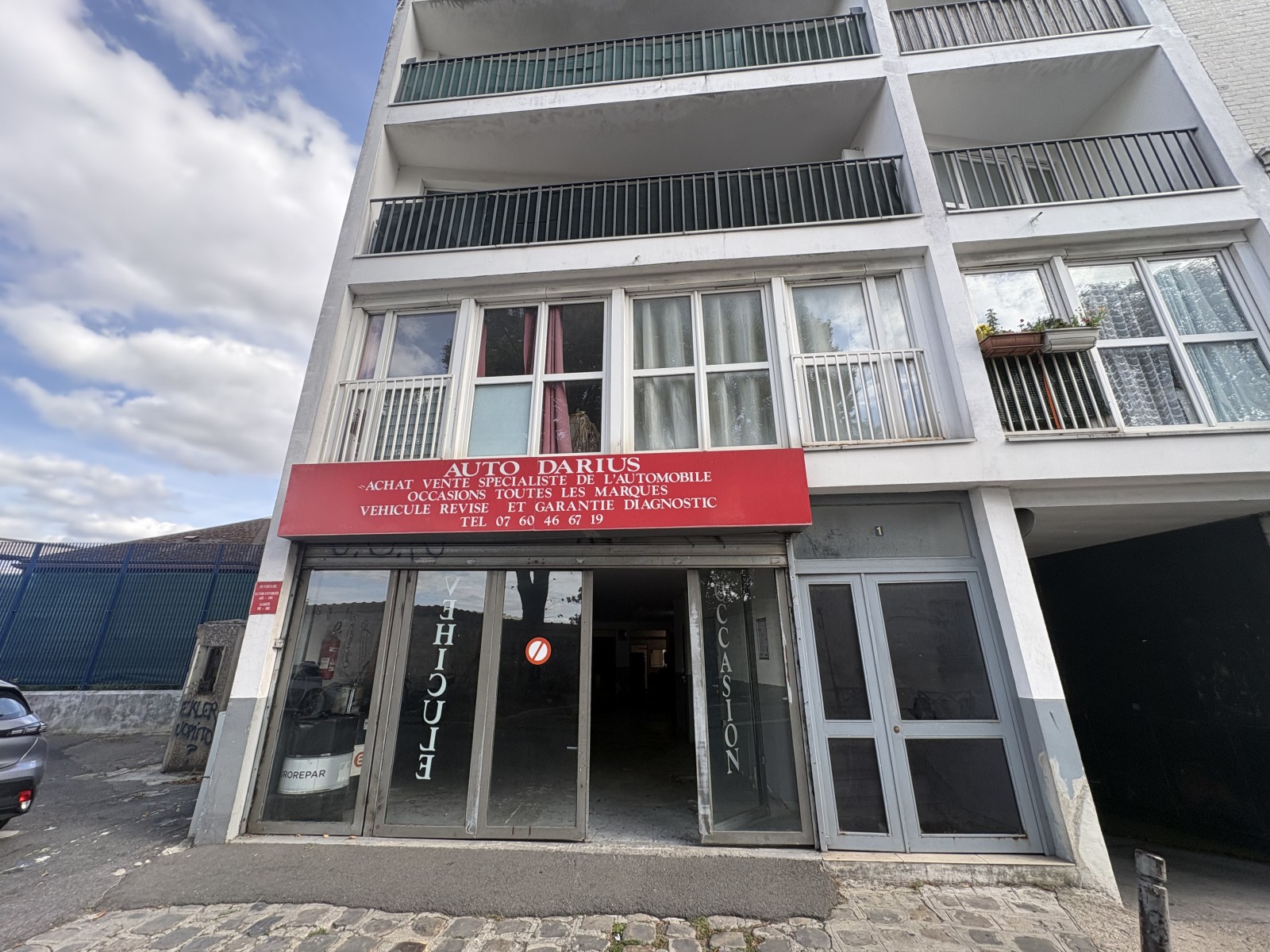 Commerce 2 Pièce(s) BAGNOLET