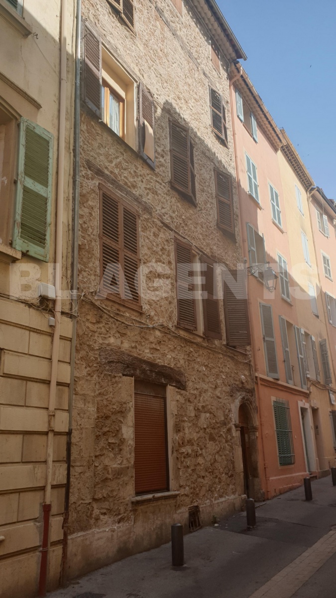 Immeuble  DRAGUIGNAN - Photo 1