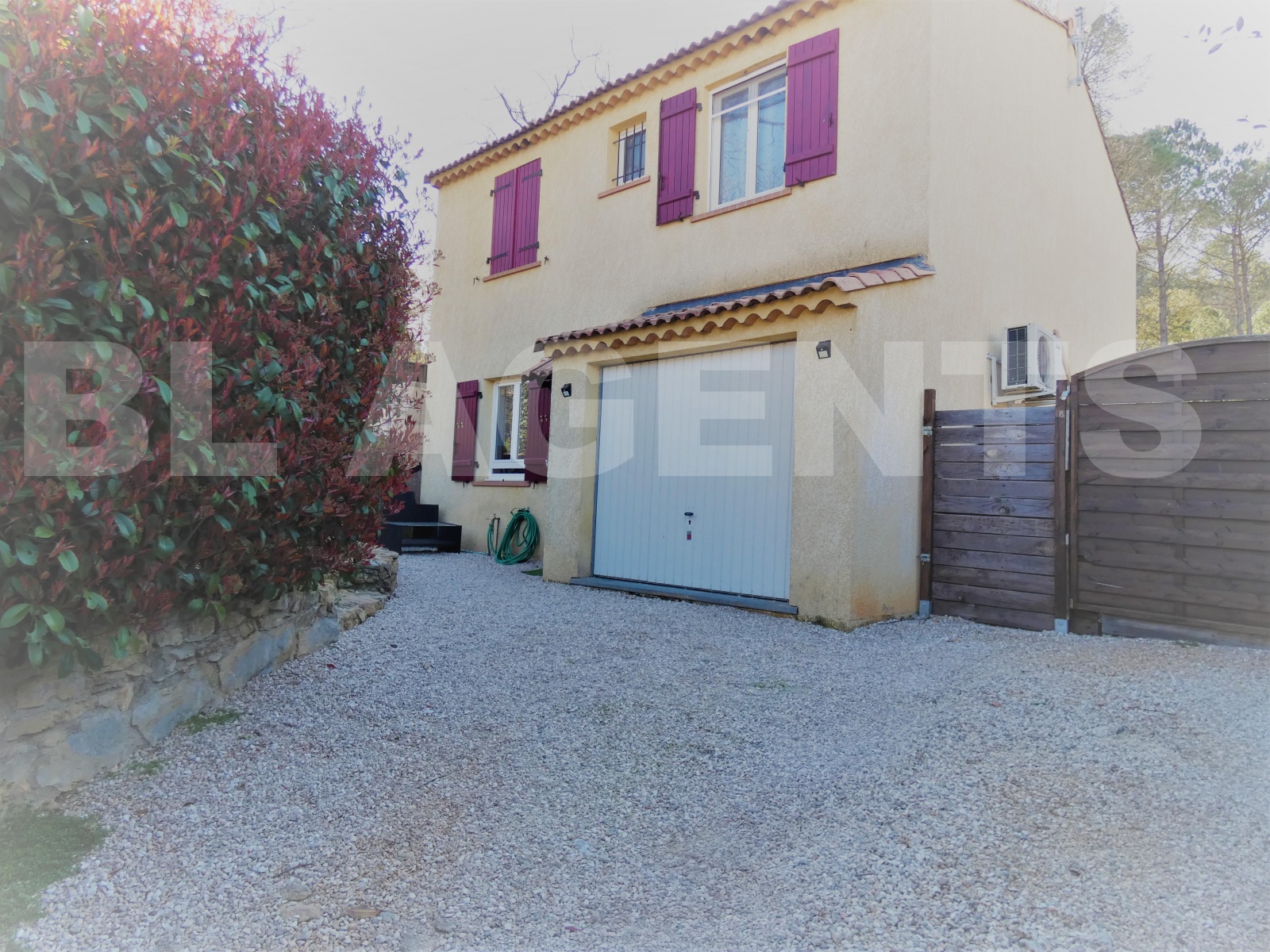 Maison contemporaine 5 Pièce(s) CABASSE - Photo 2