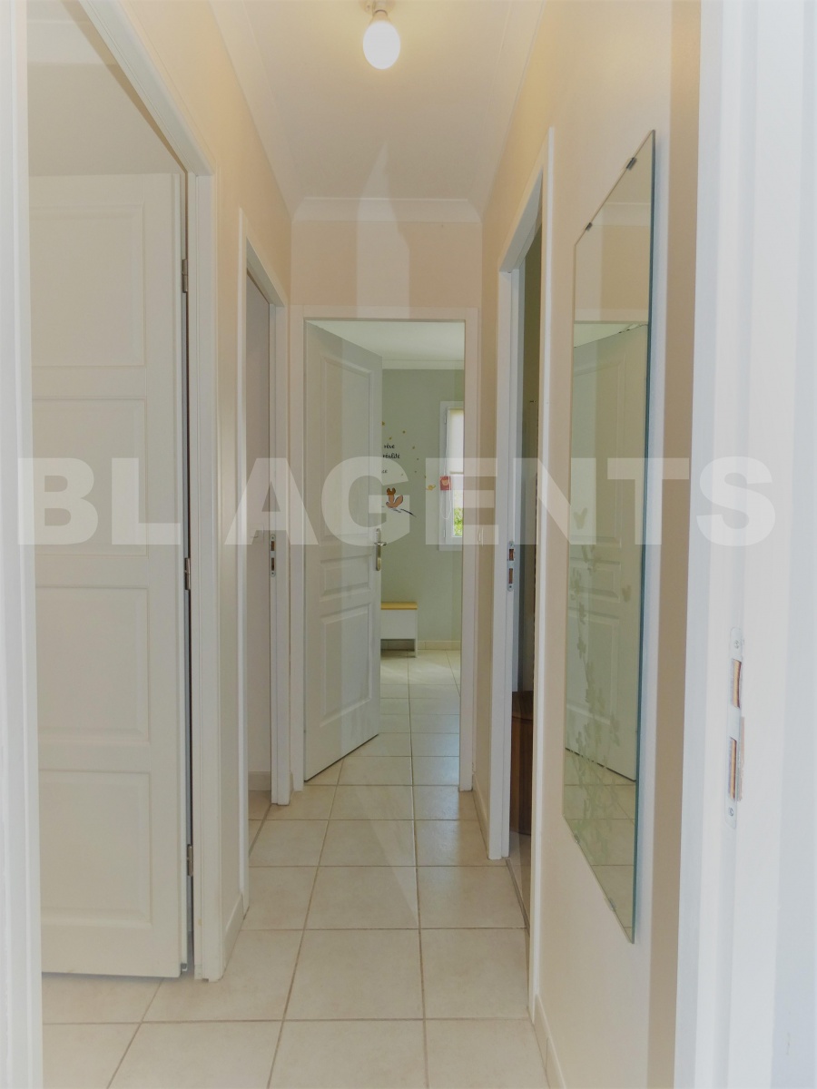Maison jumelée 4 Pièce(s) LE LUC - Photo 7