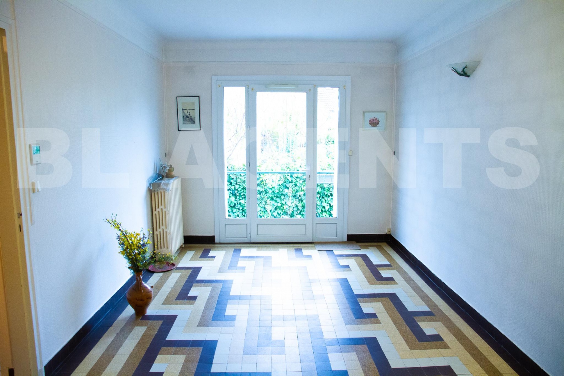 Maison 3 Pièce(s) VILLENEUVE-LE-ROI - Photo 3