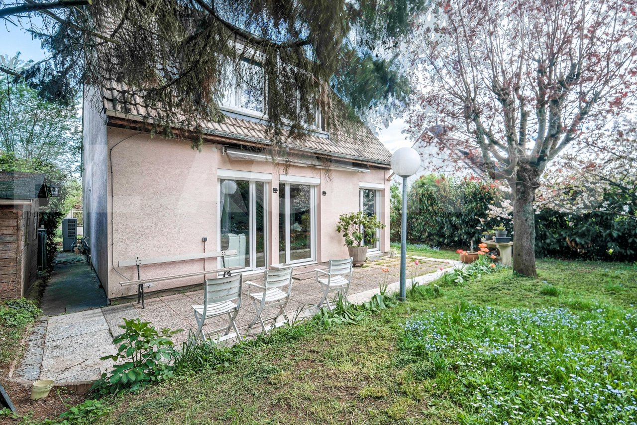 Maison traditionnelle 5 Pièce(s) CHAUCONIN-NEUFMONTIERS - Photo 3