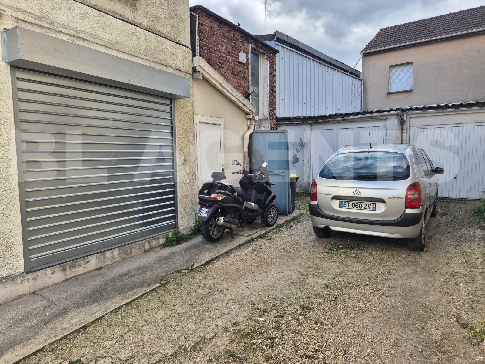 Local Entrepôt  GAGNY - Photo 1