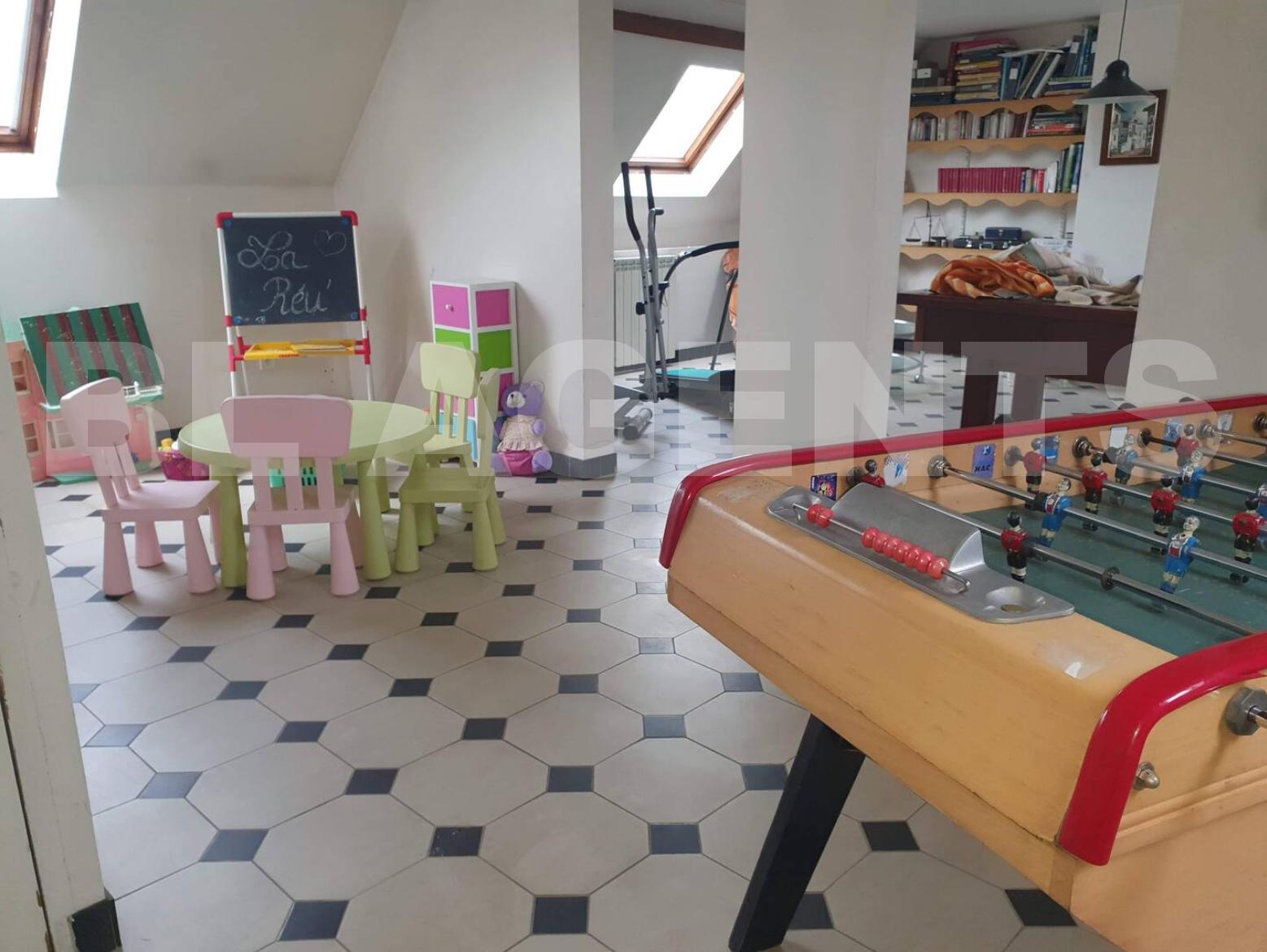 Maison 11 Pièce(s) NANTEUIL-LES-MEAUX - Photo 10