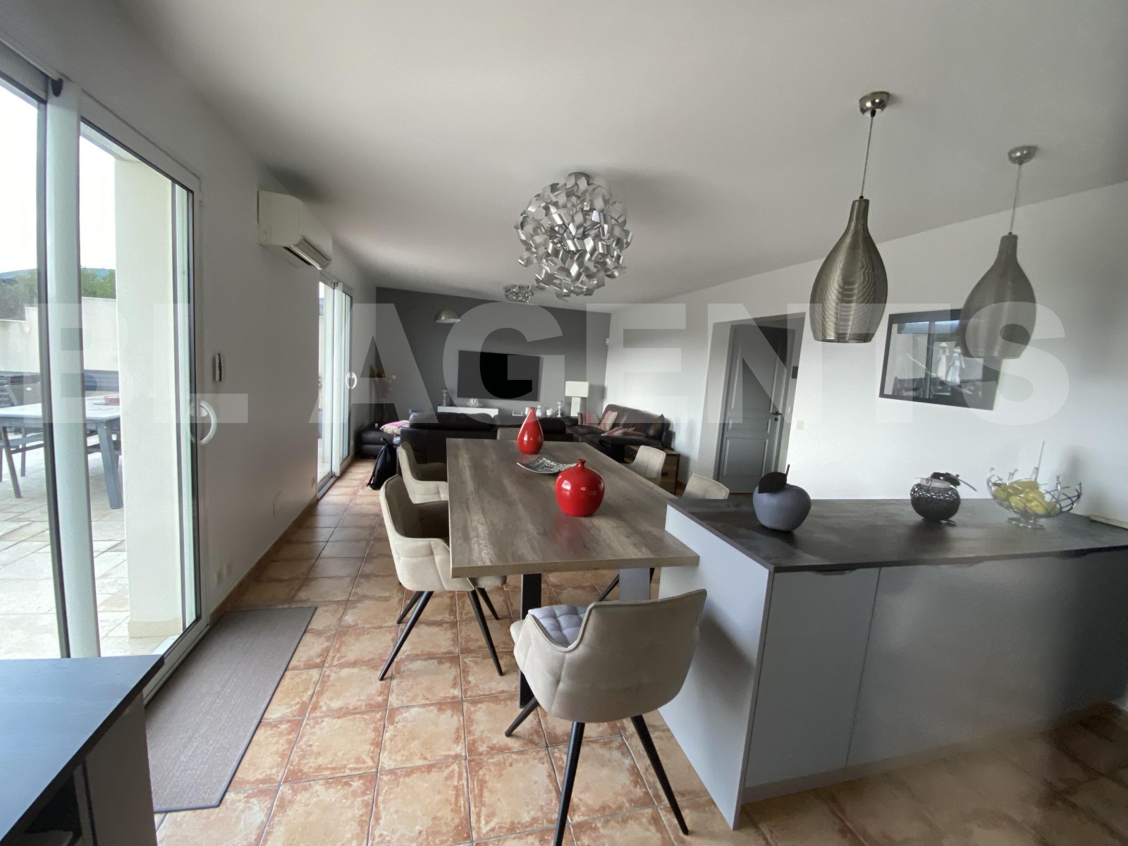 Maison contemporaine 5 Pièce(s) NARBONNE - Photo 6