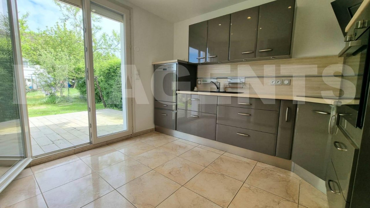 Maison 6 Pièce(s) COULOMMIERS - Photo 8