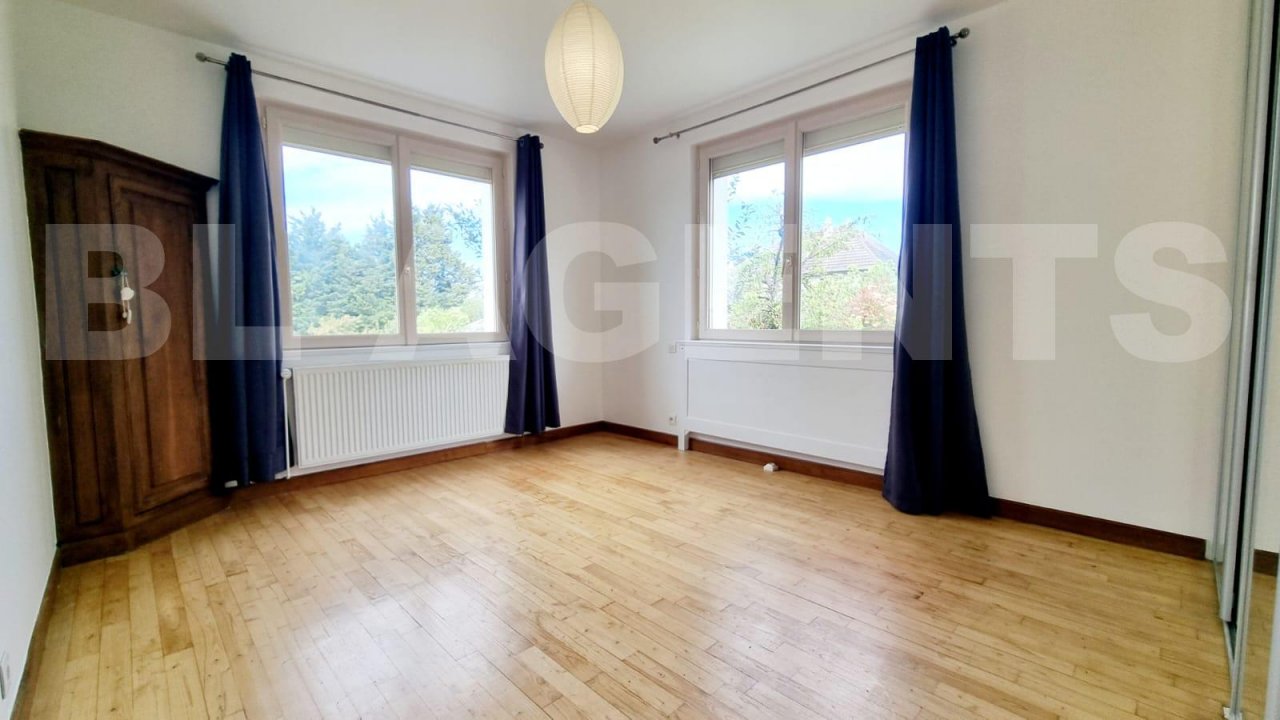 Maison 6 Pièce(s) COULOMMIERS - Photo 10