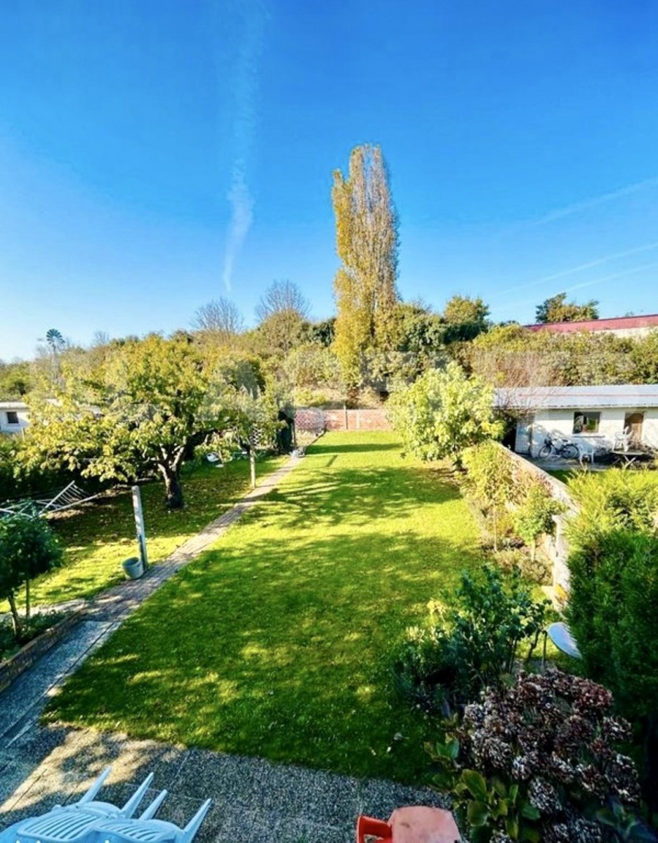 Maison 10 Pièce(s) TREMBLAY-EN-FRANCE - Photo 1