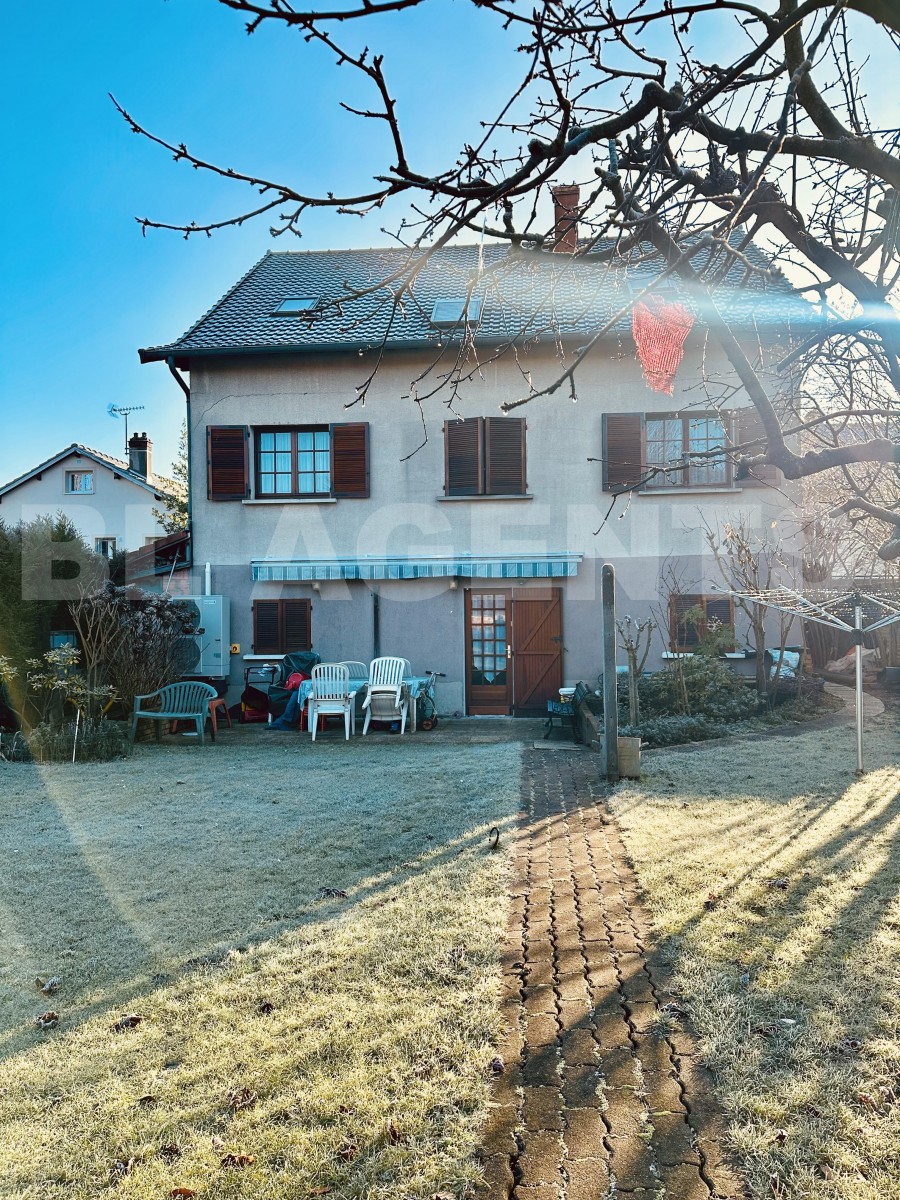 Maison 10 Pièce(s) TREMBLAY-EN-FRANCE - Photo 5