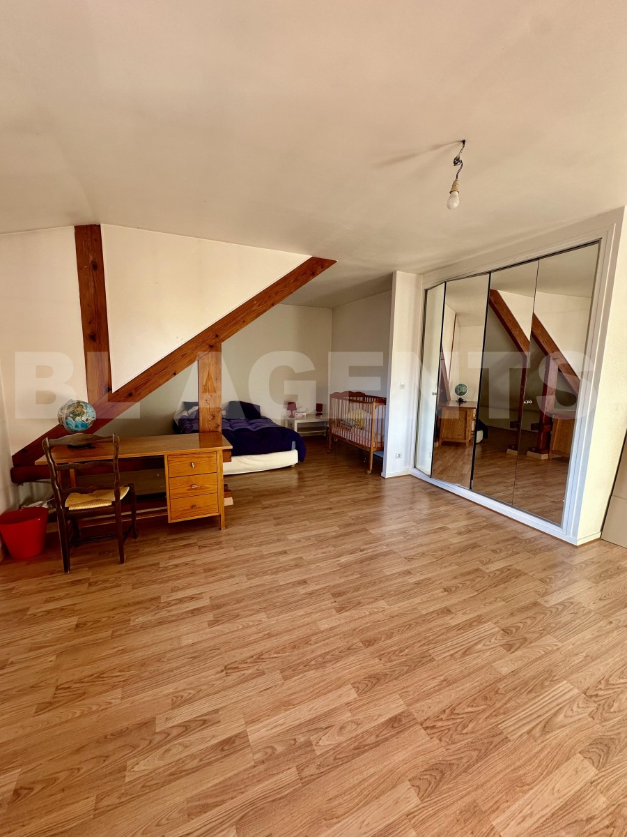Maison 10 Pièce(s) TREMBLAY-EN-FRANCE - Photo 10