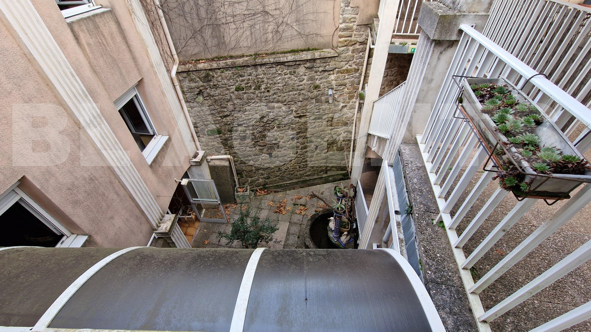Immeuble  LES VANS - Photo 3