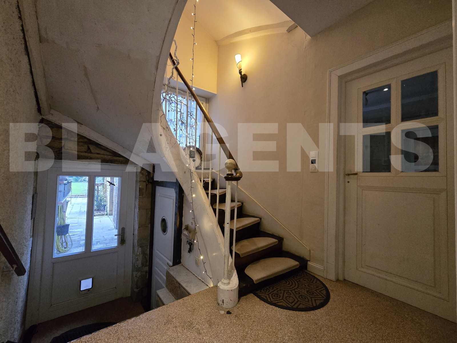 Maison 10 Pièce(s) SEDAN - Photo 9