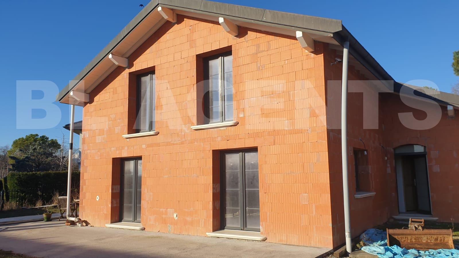 Maison traditionnelle 6 Pièce(s) DIVONNE-LES-BAINS - Photo 2